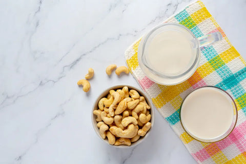 6 Recettes Crémeuses de Lait de Cajou à Essayer Absolument 6 Recettes Crémeuses de Lait de Cajou à Essayer Absolument