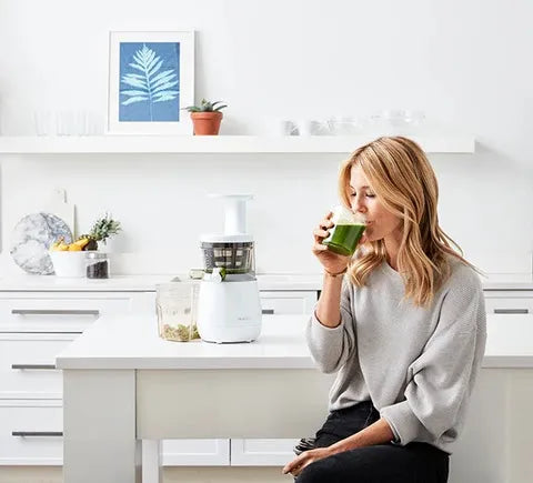 Pourquoi le jus frais se sépare-t-il? Causes et solutions simples