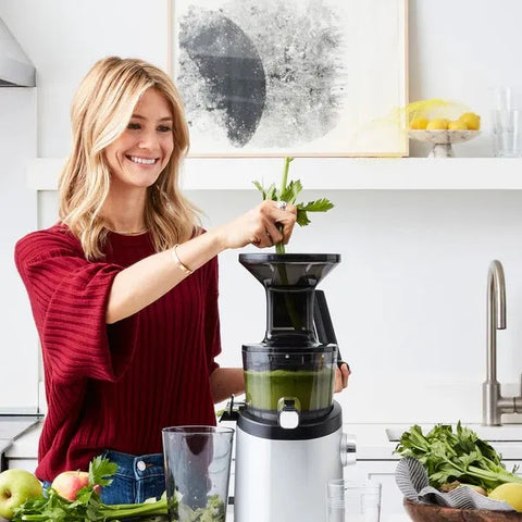 Glowing Skin Juice: 7 Hydrating and Vitamin-Rich Recipes
