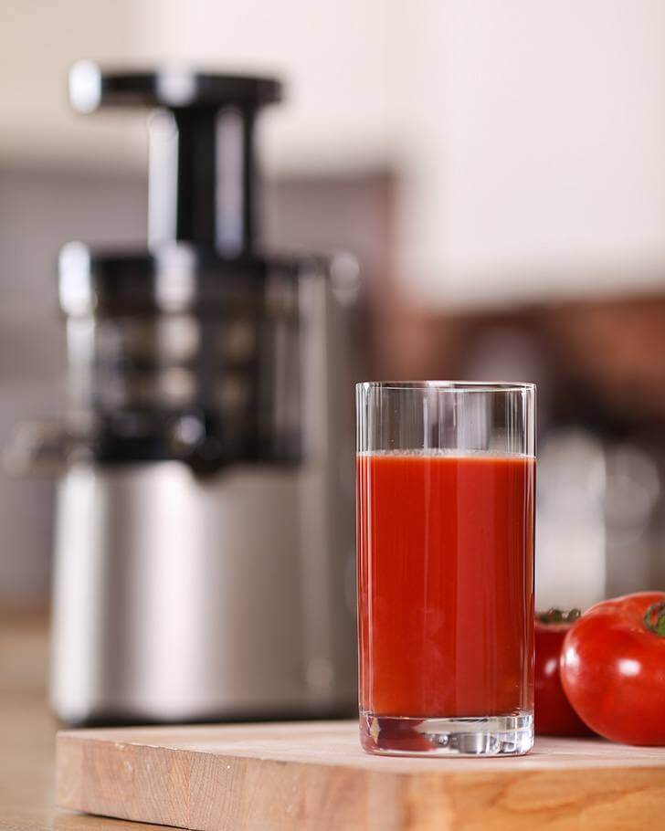 Tomato juice made by Hurom slow juicer